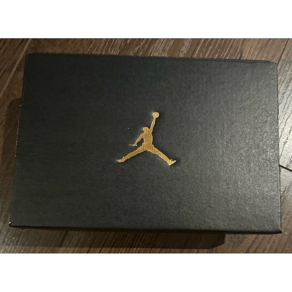 Nike Jordan empty shoe box